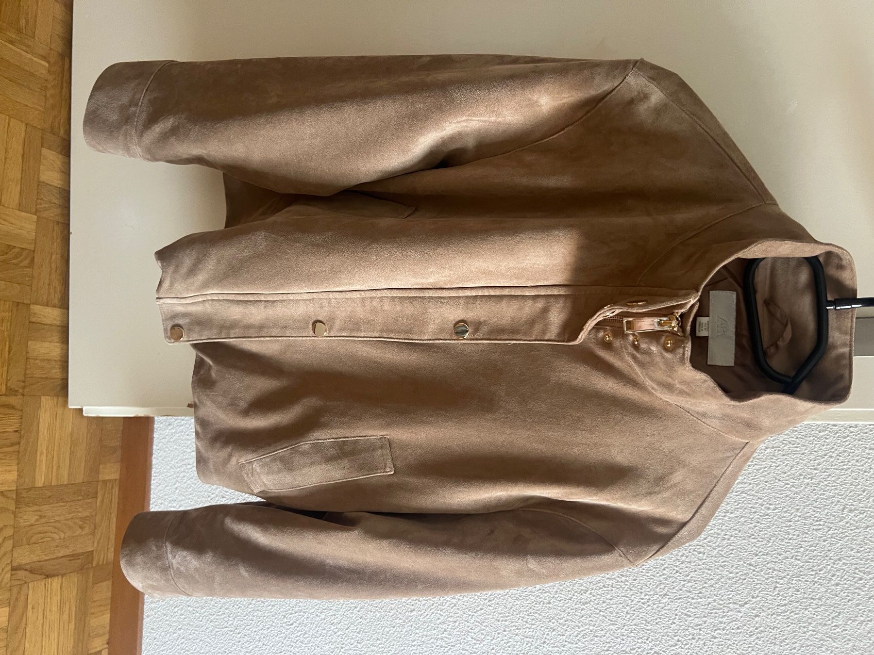 Zara Jacken: Veste en daim – Gebraucht aus Chavornay von G.girl