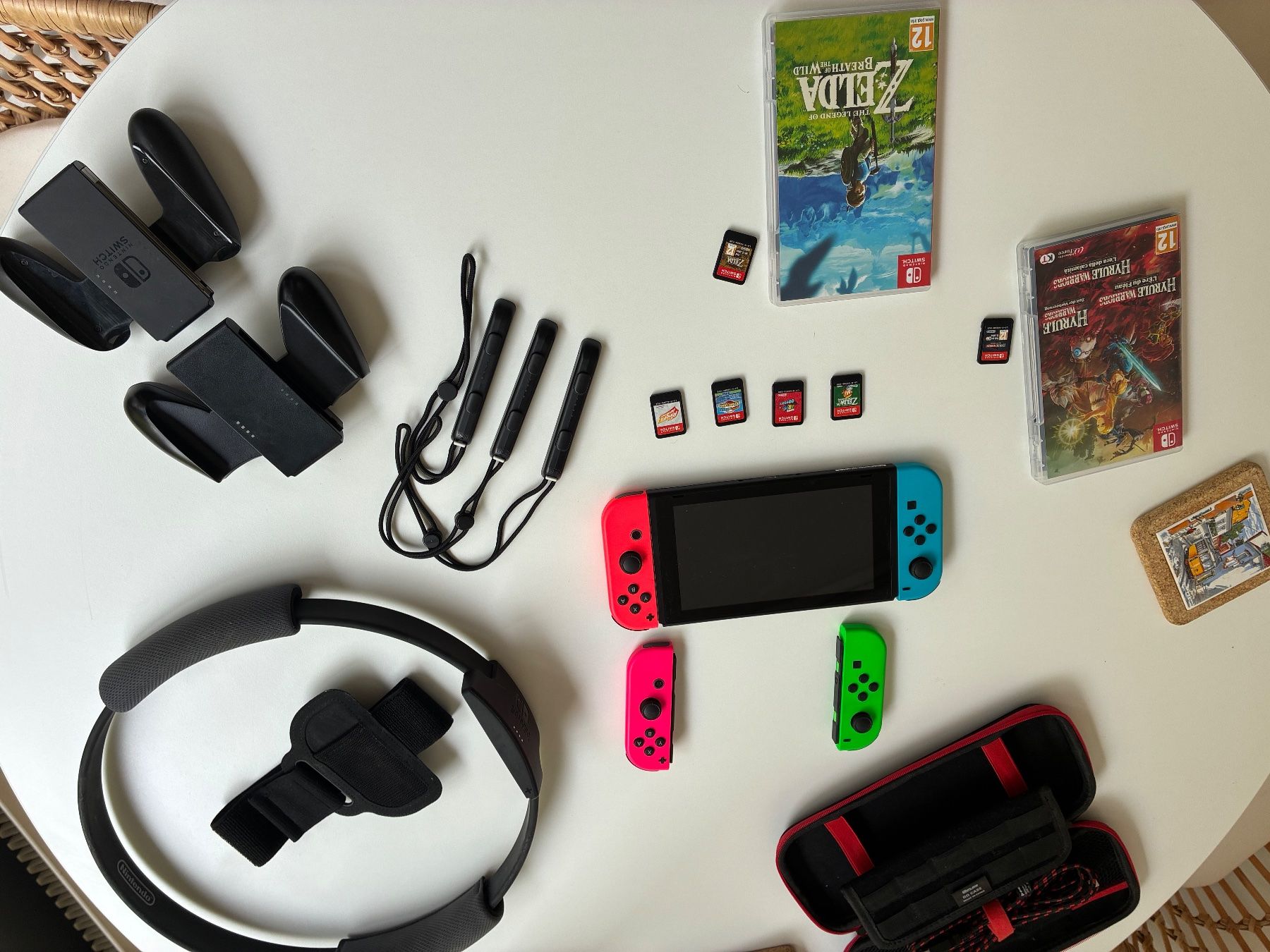 Nintendo Console: Nintendo Switch Bundle inkl. Ring Fit Adventure und Spiele – Usato da Wädenswil venduto da Khardam