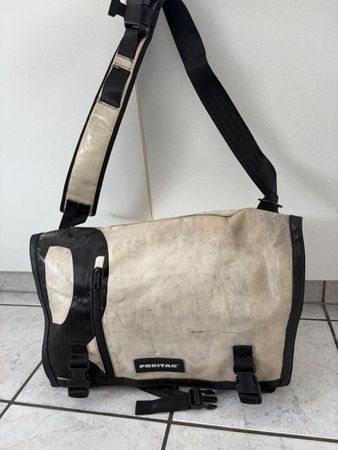 Grosse Freitag „F18 REX“ Messenger Bag