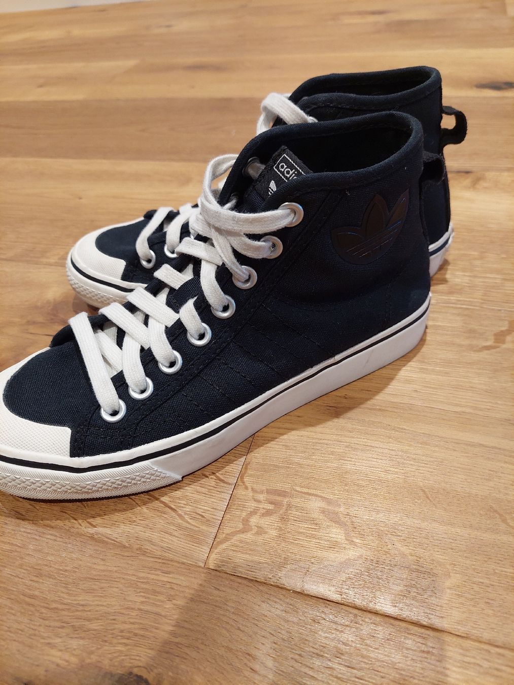 Adidas Herrenschuhe: Adidas Sneaker NIZZA, schwarz, Gr. 38 – Gebraucht aus Schenkon von rausausdemhaus 1