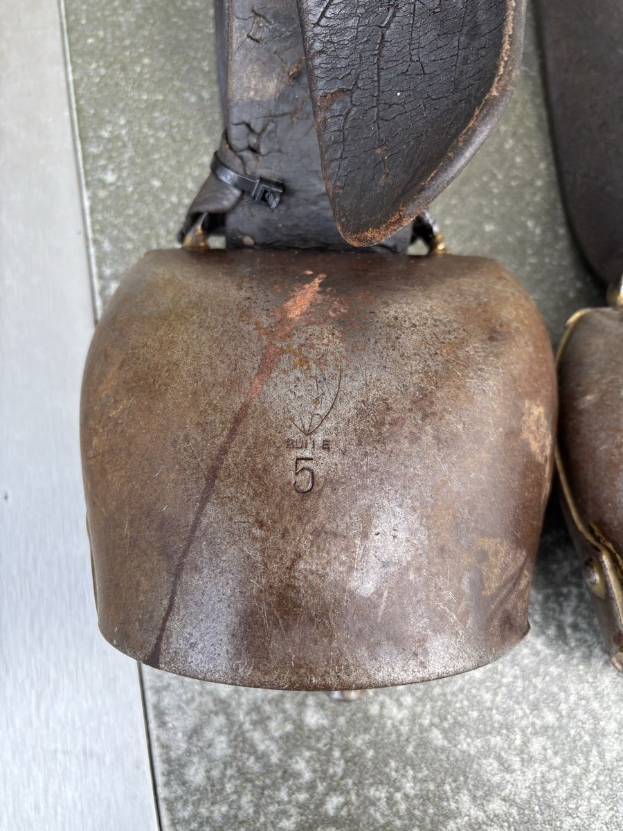 Cloches & sonnailles: Firmann NR 3 und 5 – D'occasion à Schangnau par Roseggli82 2