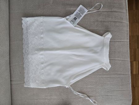 Guess Top