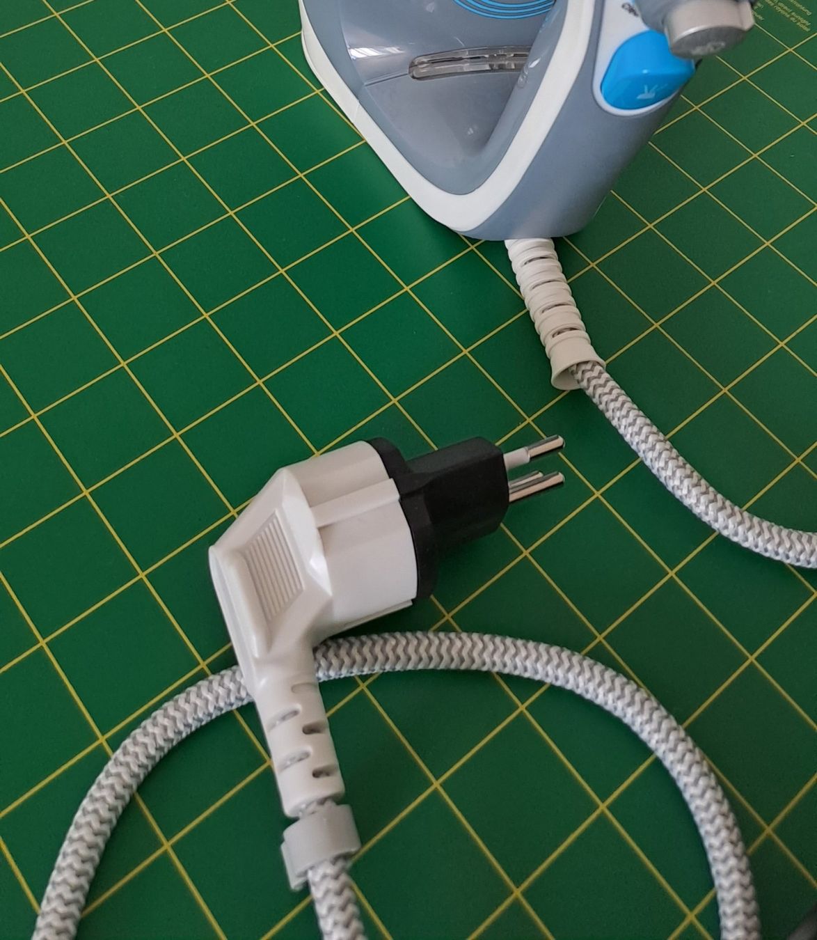 Braun Ferri da stiro: Dampfbügeleisen  Braun TexStyle 9 – Usato da Biel/Bienne venduto da evp_d2tm 5