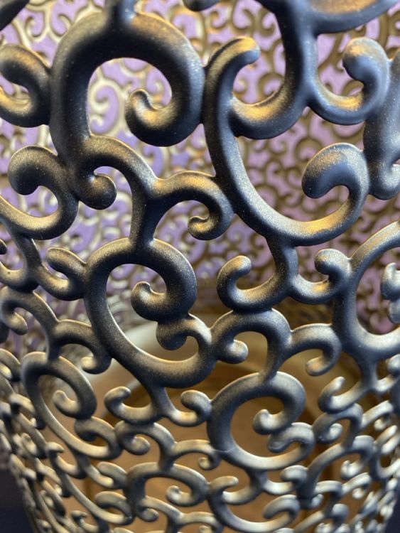 Lanternes: Grosse Laterne 48/30 cm, Schwarz/Gold, Metall, NEU (11) – Neuf avec emballage d'origine à Lotzwil par Tgdromad 2