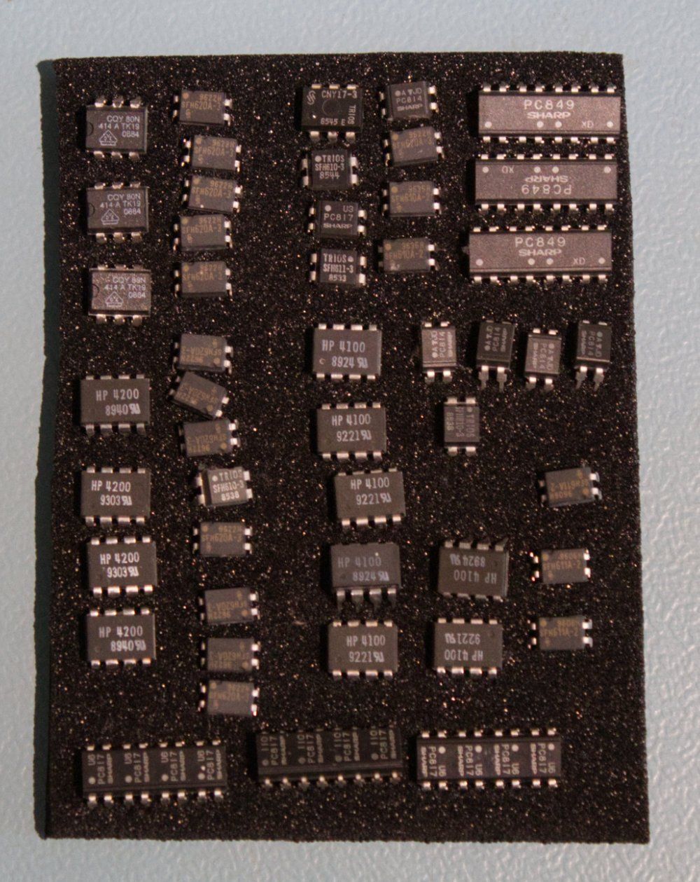 Componenti elettronici: ICs - Operationsverstärker  - Optokoppler - Darlington – Nuovo (secondo la descrizione) da Zürich venduto da mac_l2k9 2