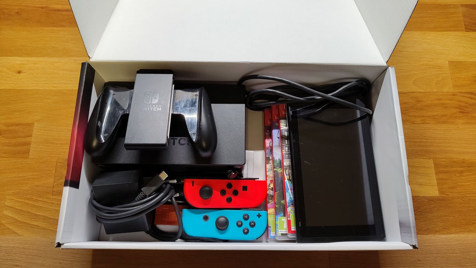 Nintendo Console: Nintendo Switch inkl. Zubehör – Usato da Zürich venduto da J.Gimple 5