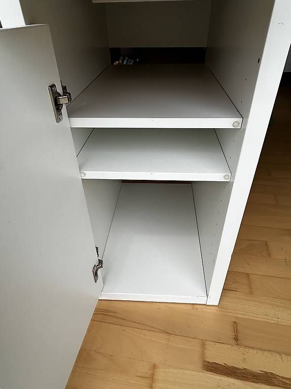 Ikea Scrivanie: Ikea MICKE Schreibtisch weiss – Usato da Buchs ZH venduto da celin_k_06 3
