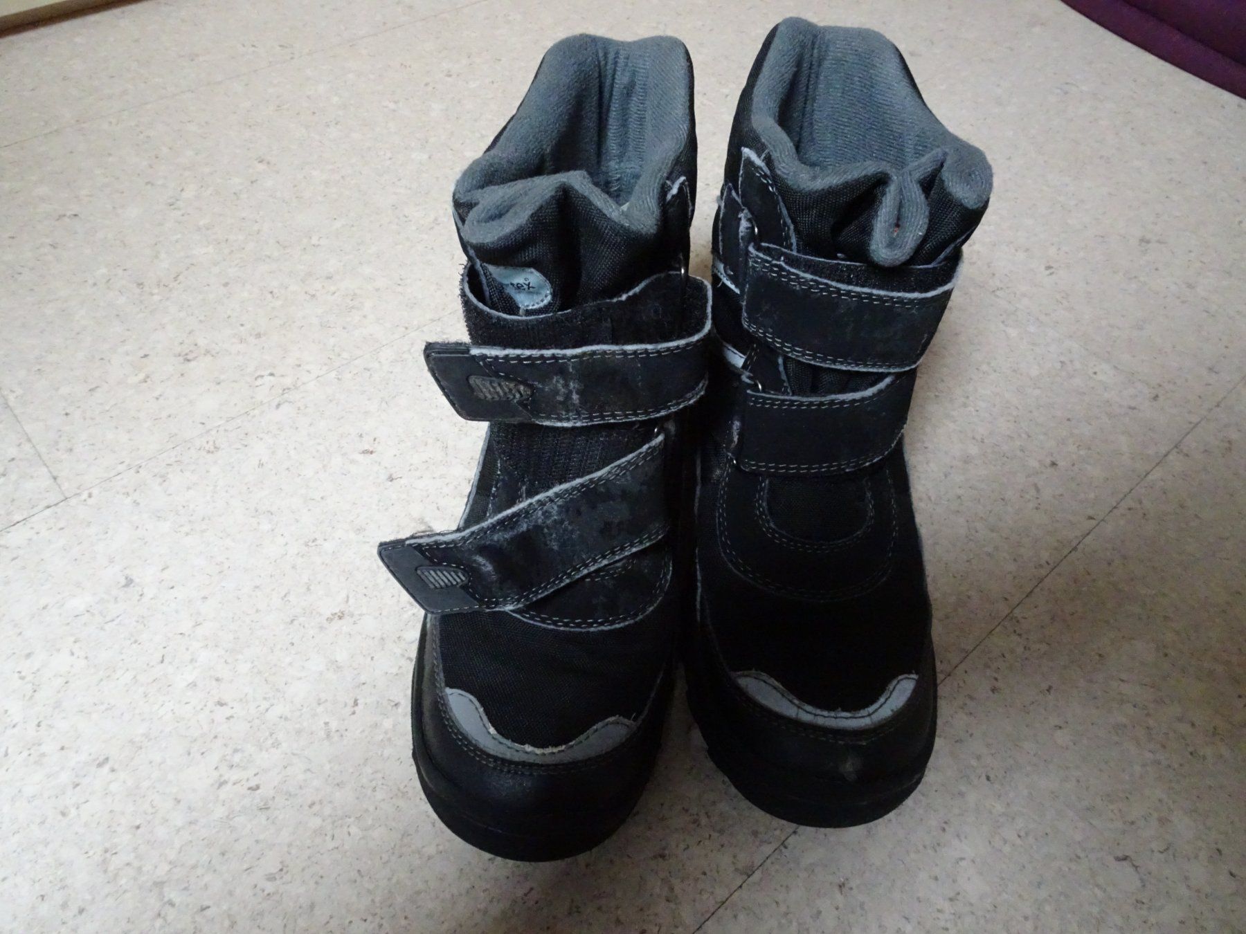 Scarpe per ragazzi: Winterstiefel Gr. 36 – Usato da Münchenbuchsee venduto da Yothu