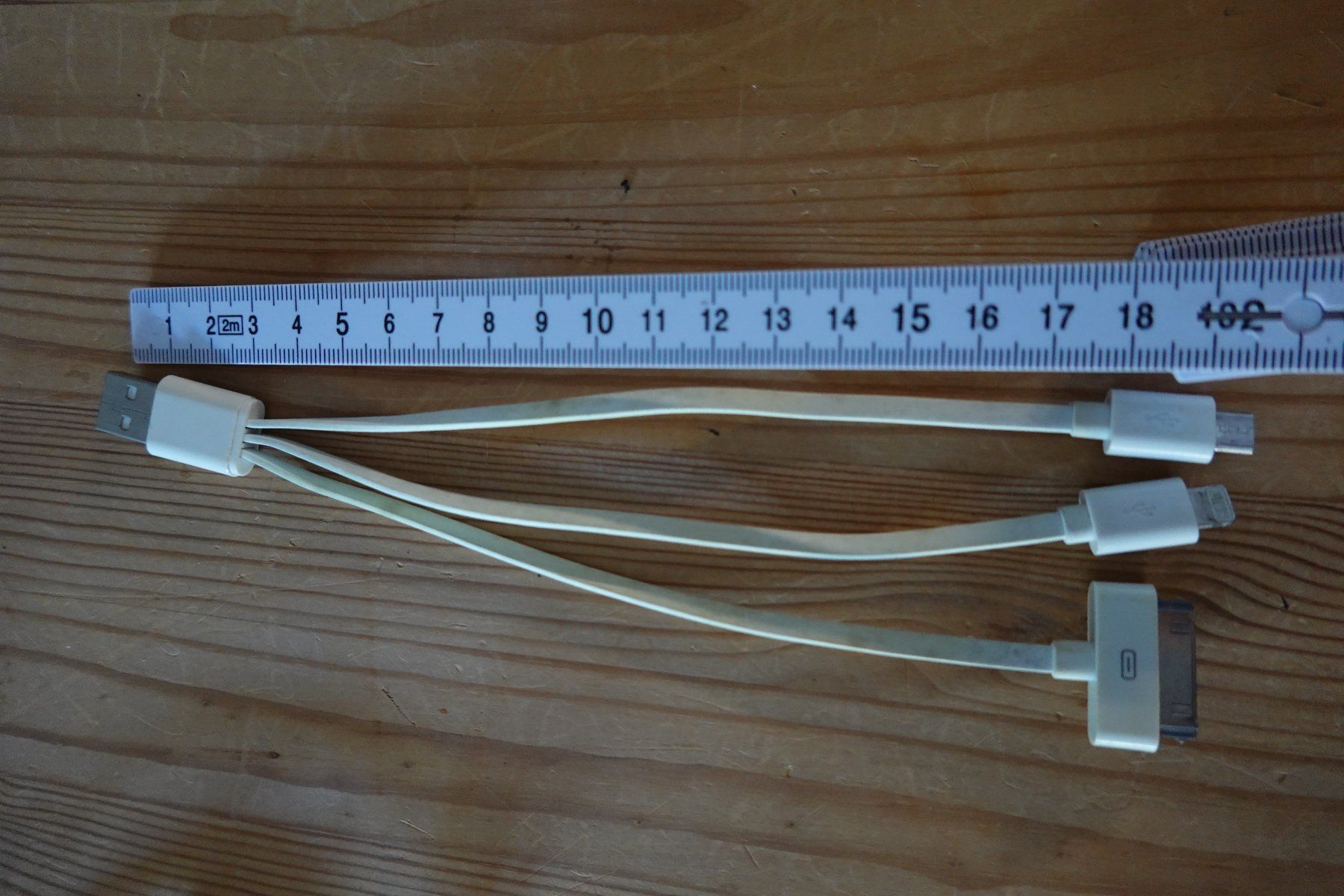 Cavi: 3 in 1 Ladekabel für verschiedene Geräte USB – Usato da Jona venduto da JOberg_25 1