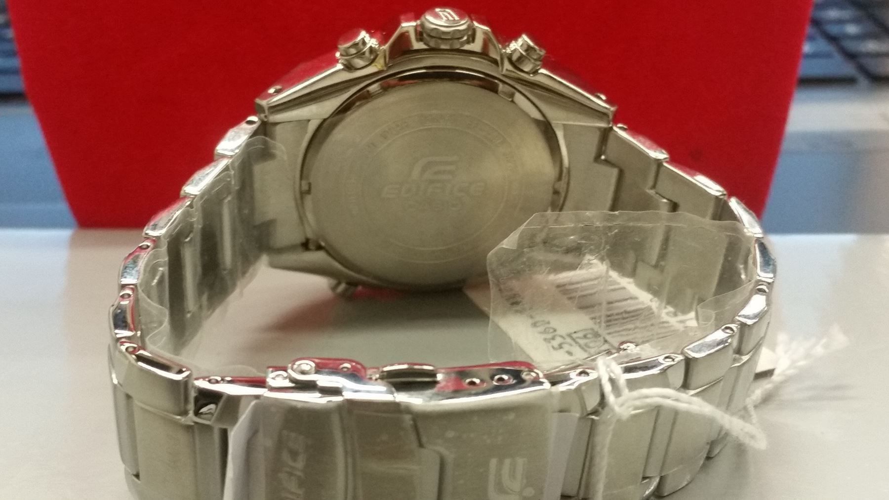 Casio Montres: Wunderschone casio original – Neuf avec emballage d'origine à Adliswil par prince65 7