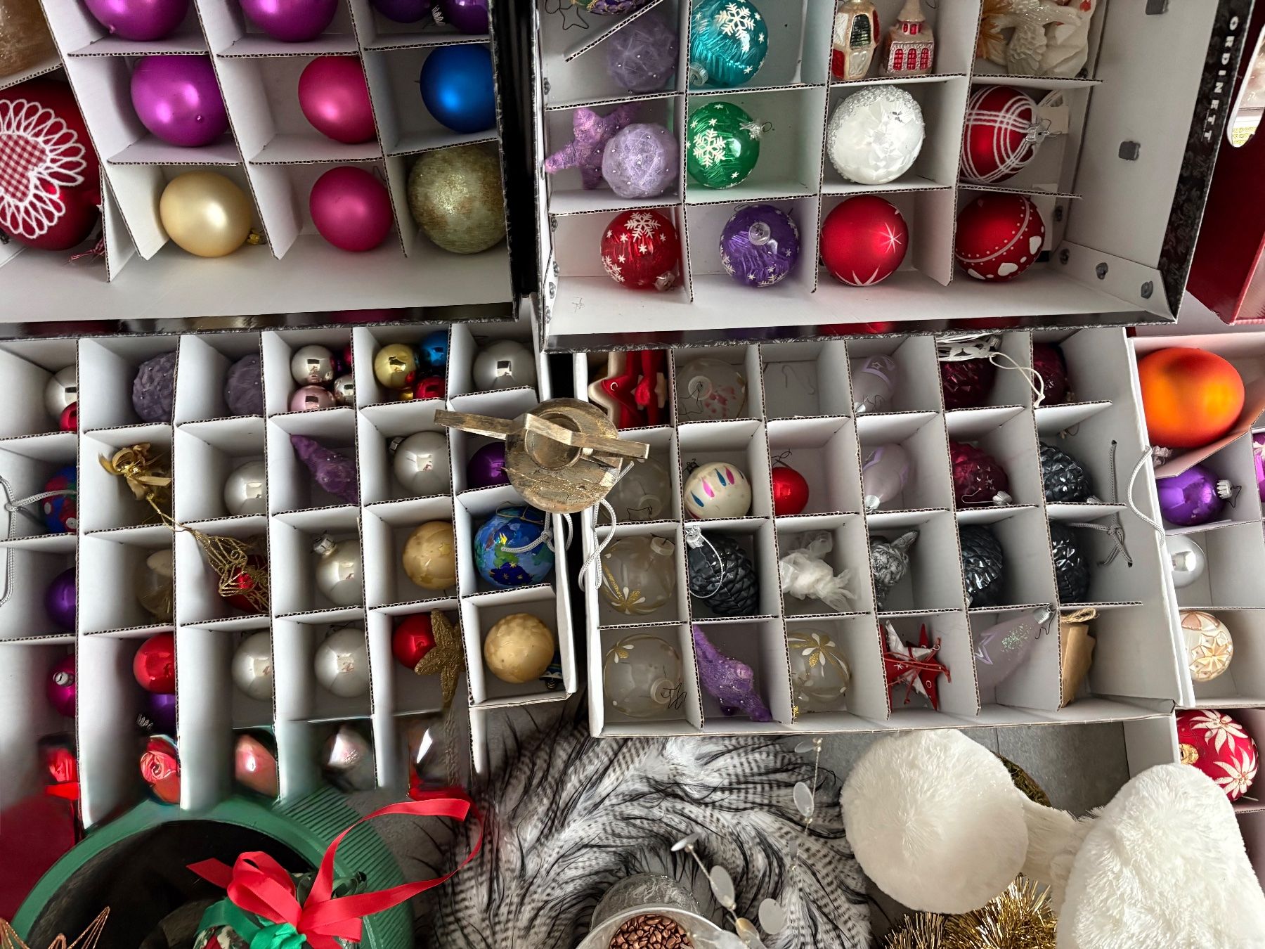 Alle Dekorationen: Grosser Posten Weihnachtskugeln/Weihnachtsdekko ect. – Gebraucht aus Sarmenstorf von Nathi013 1