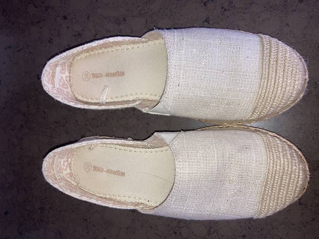 Chaussures femmes: Espadrilles beach mountain beige t.36 – Neuf (Voir description) à Grolley par lai_7y9b 1