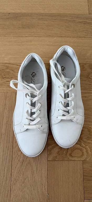 Scarpe da uomo: Loro Piana Sneakers 37 – Usato da Roggwil venduto da est_r5x7
