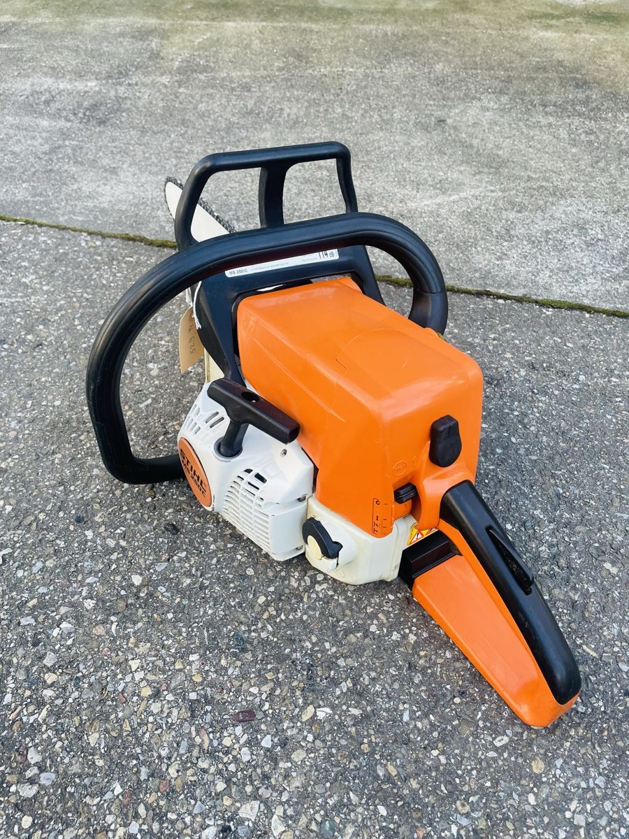Stihl Seghe: Motorsäge Stihl MS 250C – Usato da Würenlos venduto da Shop_Shop 2