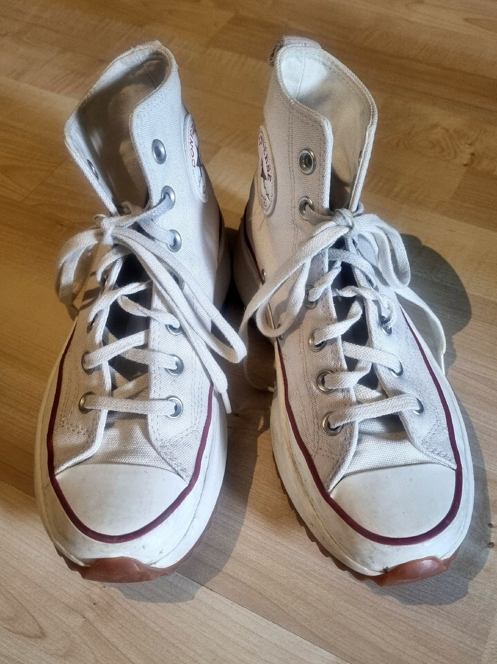 Converse Damenschuhe: Converse! Run Star Hike Chucks, Gr. 38 – Gebraucht aus Oftringen von MalousAllerlei
