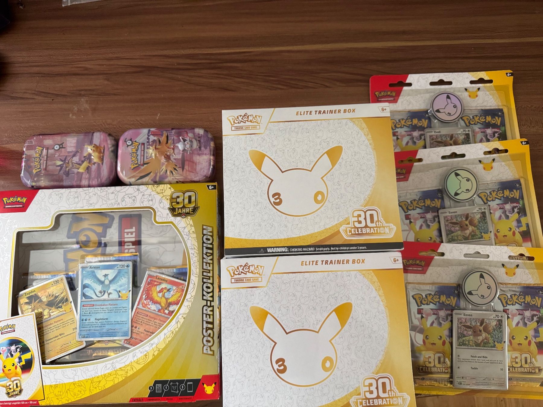 Pokémon Carte collezionabili: Pokemon 30th Celebration Bundle – Nuovo e nell'imballaggio originale da St. Gallen venduto da nar_g29b
