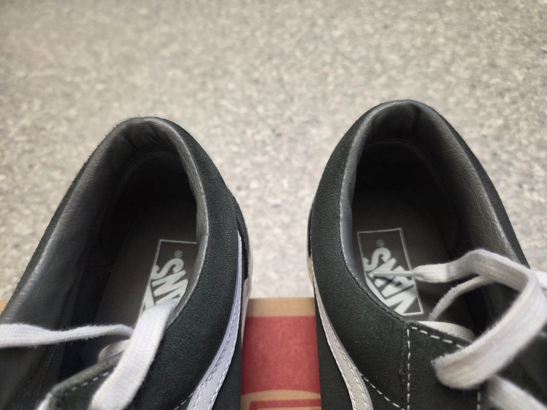 Vans Herrenschuhe: Vans Old Skool - Gunmetal 44 – Gebraucht aus Sempach Station von Miss_sixty6 3
