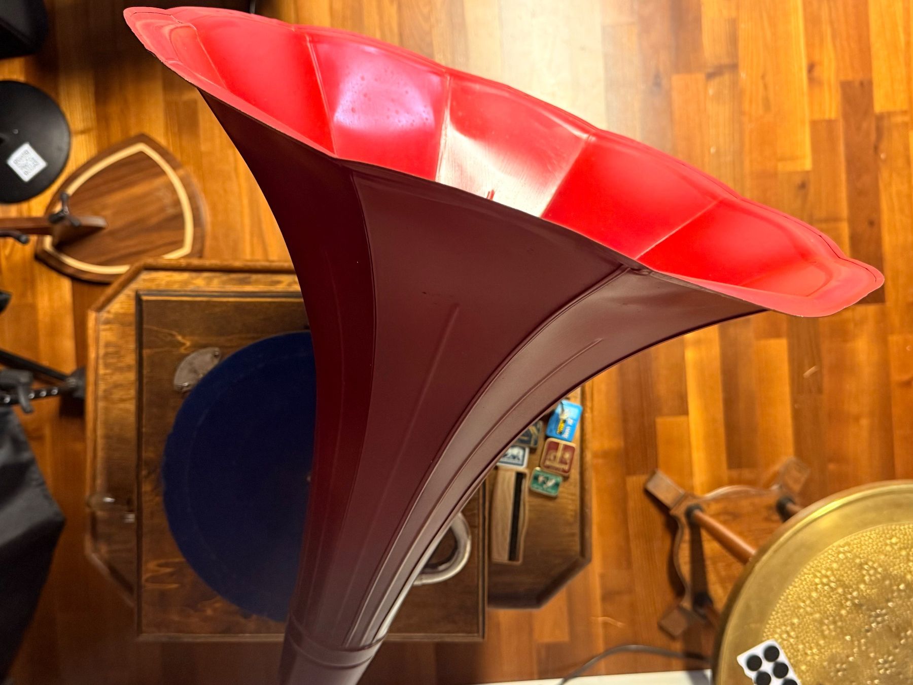 Plattenspieler: Grammophon Victor – Gebraucht aus Binningen von Lillocon 7