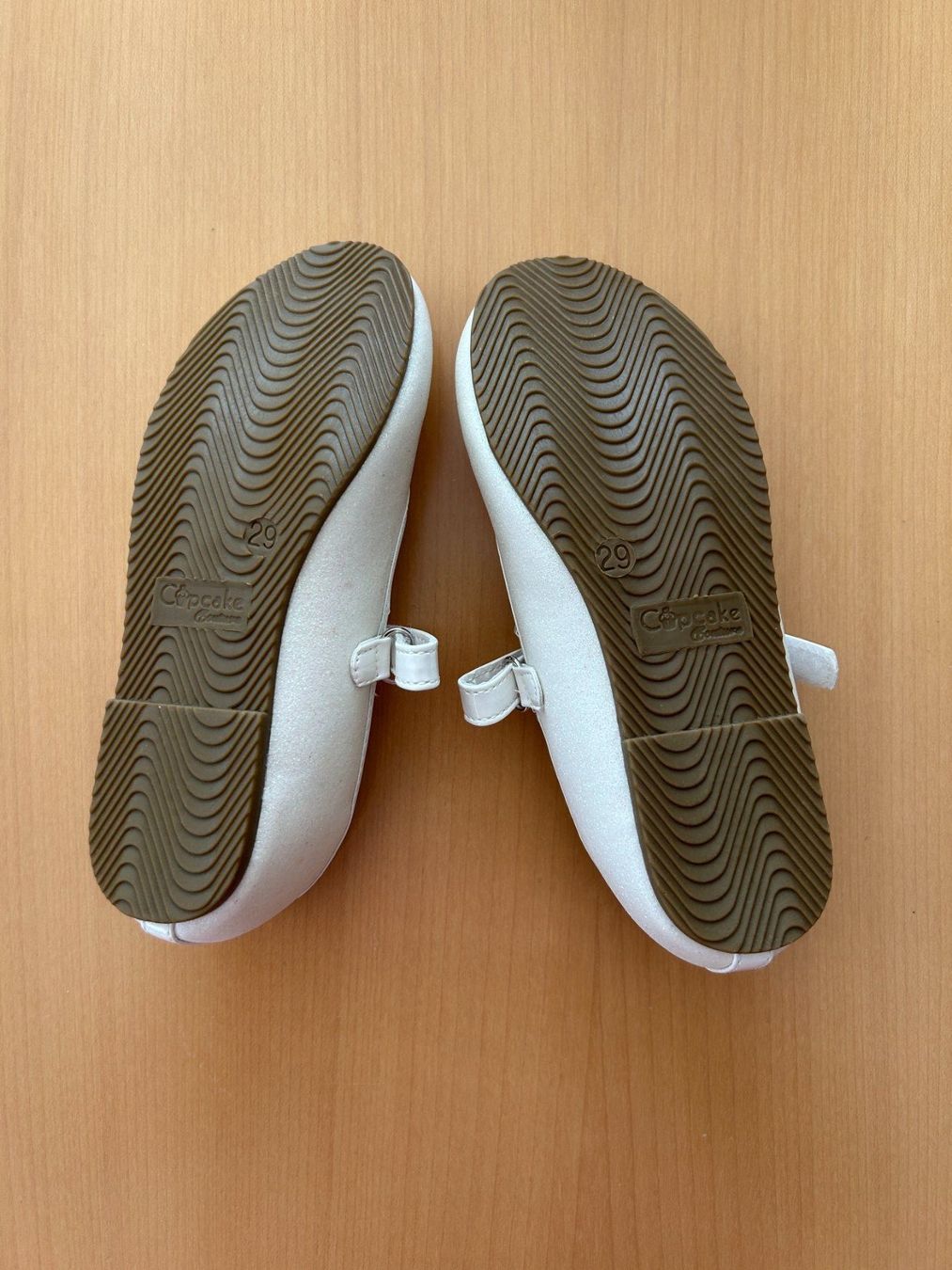 Schuhe für Mädchen: Ballerinas weiss Mädchen Grösse 29 – Neu (gemäss Beschreibung) aus Forch von CorinneB-K 1