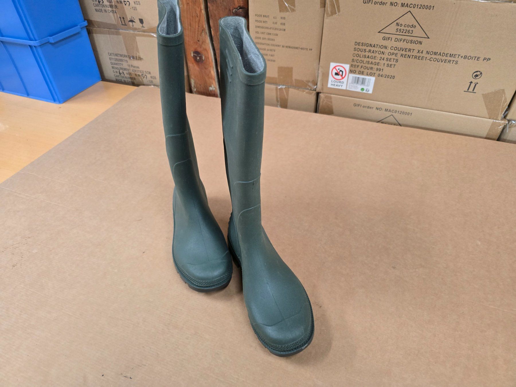 Scarpe da uomo: gebrauchte Gummistiefel Gr. 39 ab 1.- – Usato da KRINAU venduto da Mio_Liqstyle 1