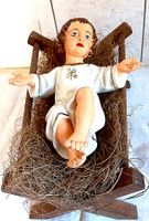 Jesuskind in Krippe antik