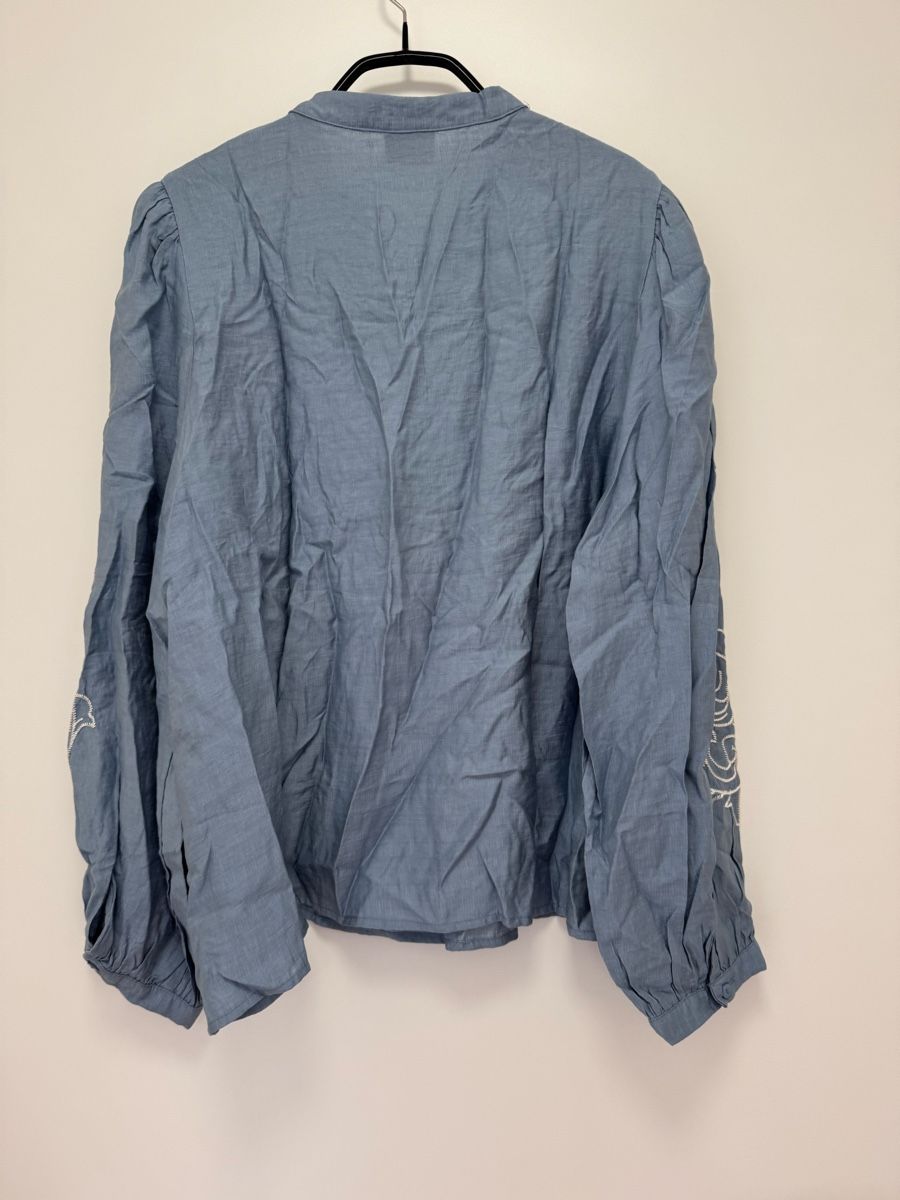 Camicette: Bluse Grösse L mit Stickerei – Nuovo (secondo la descrizione) da Haldenstein venduto da nicB74 4