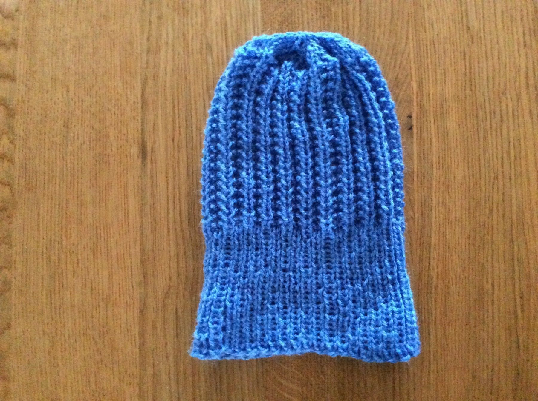 Altro in  Abbigliamento & Accessori: Warme Handgestrickte Damen - Mütze – Nuovo (secondo la descrizione) da Wetzikon ZH venduto da FeeF 1