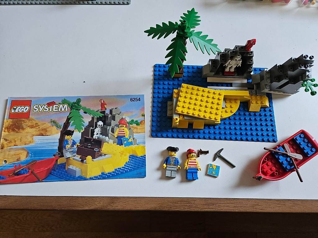 Lego Kit di costruzioni: Lego Set 6254 Pirates Rocky Reef – Usato da Ettingen venduto da jac_6ttp