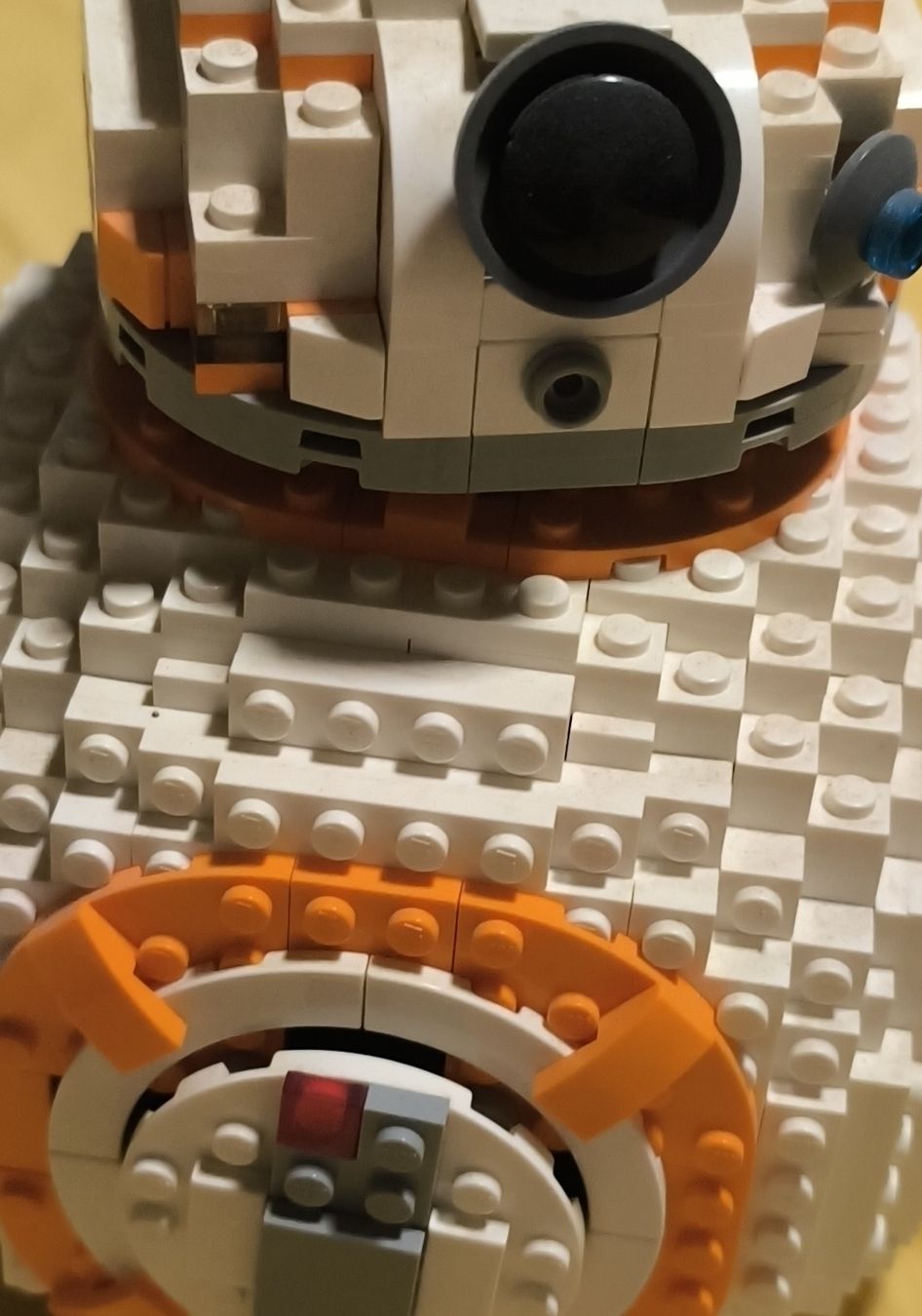 Lego Spielzeuge: LEGO Star Wars BB-8 built – Gebraucht aus Welschenrohr von 3liah