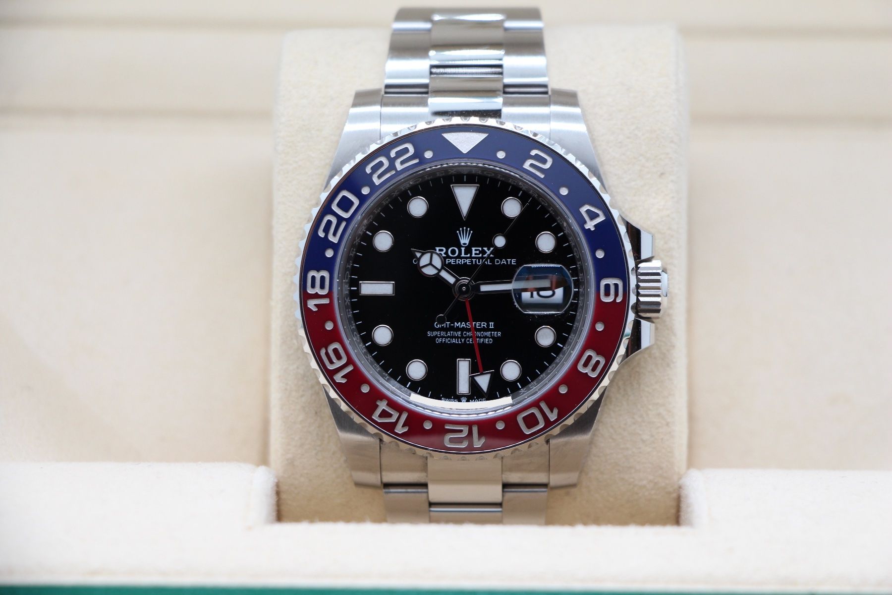Rolex Orologi: Rolex GMT-Master II Pepsi Oyster Ref. 126710BLRO, Full-Set – Usato da Zug venduto da eMDi_Collection 4