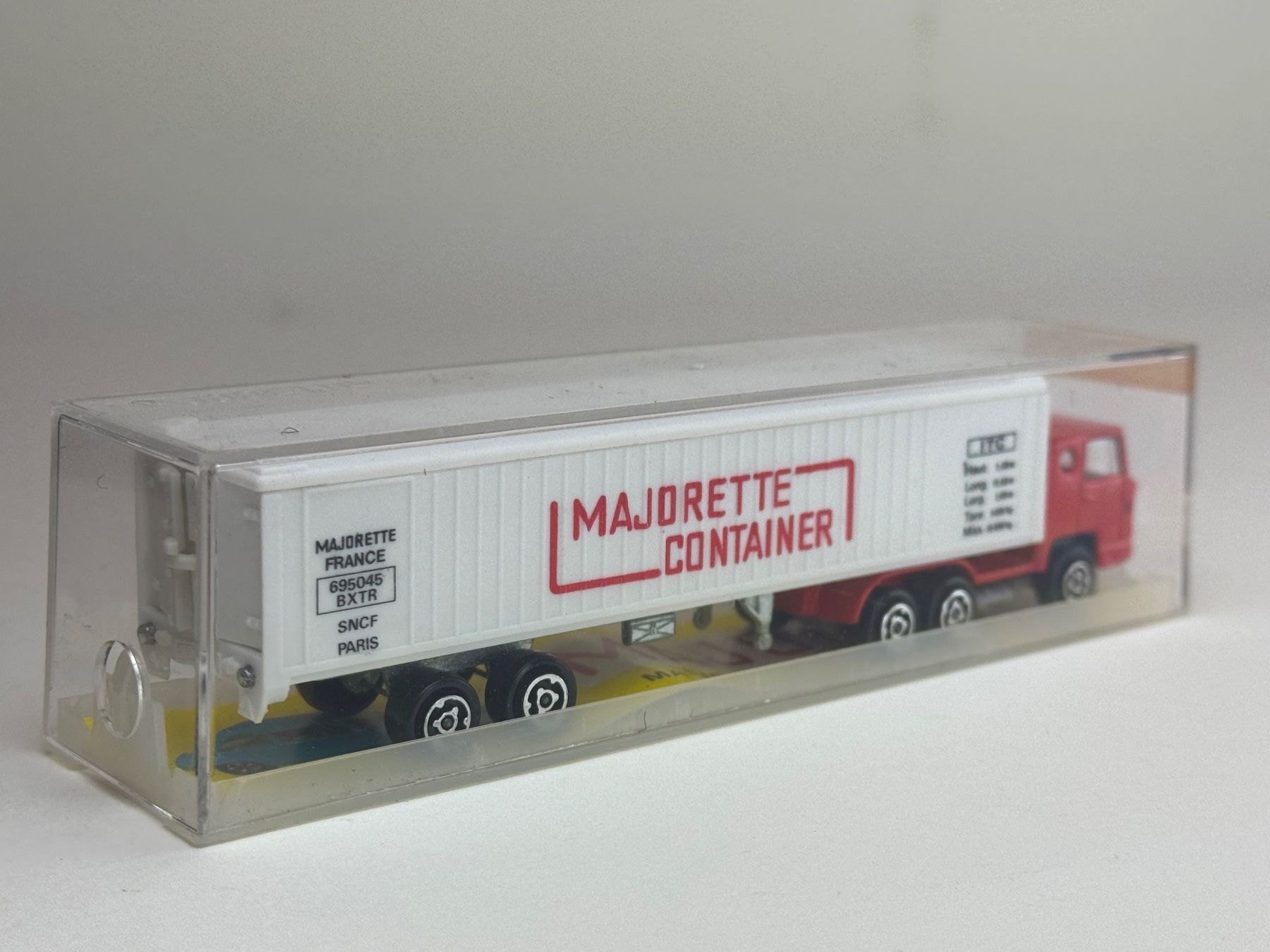 Majorette Modellini d'auto: CH- Majorette Container Sattelzug rot – Usato da Elm venduto da Wikmtz 1