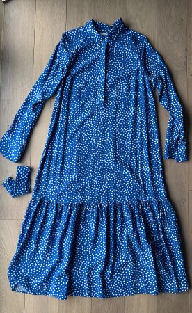 H&M blue polka dot dress, size M