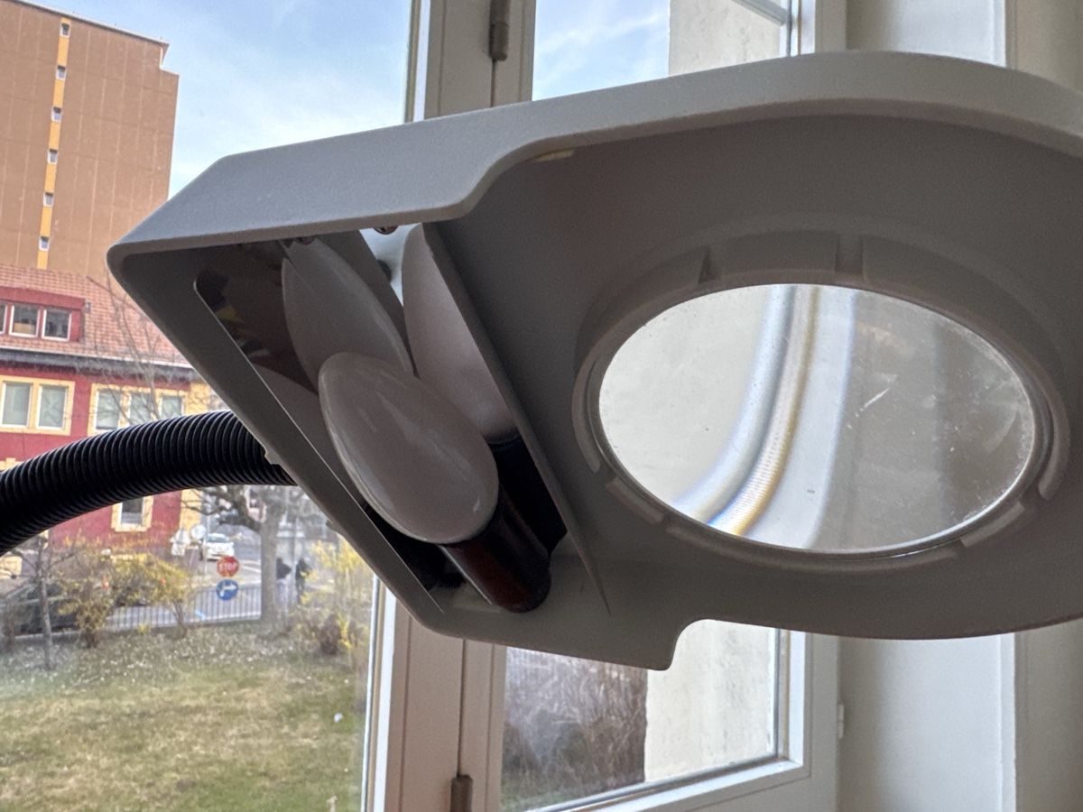 Eschenbach Altro per Ottica: Lampe loupe de table Eschembach - Lumière parfaite! – Usato da La Chaux-de-Fonds venduto da lida2005 2
