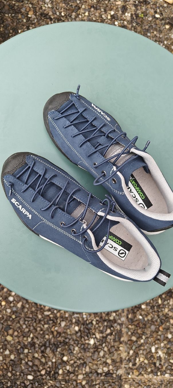 Scarpa Scarpe per ragazzi: Scarpa enfant neuves taille 35 – Nuovo e nell'imballaggio originale da Yverdon-les-Bains venduto da soraph1400 1