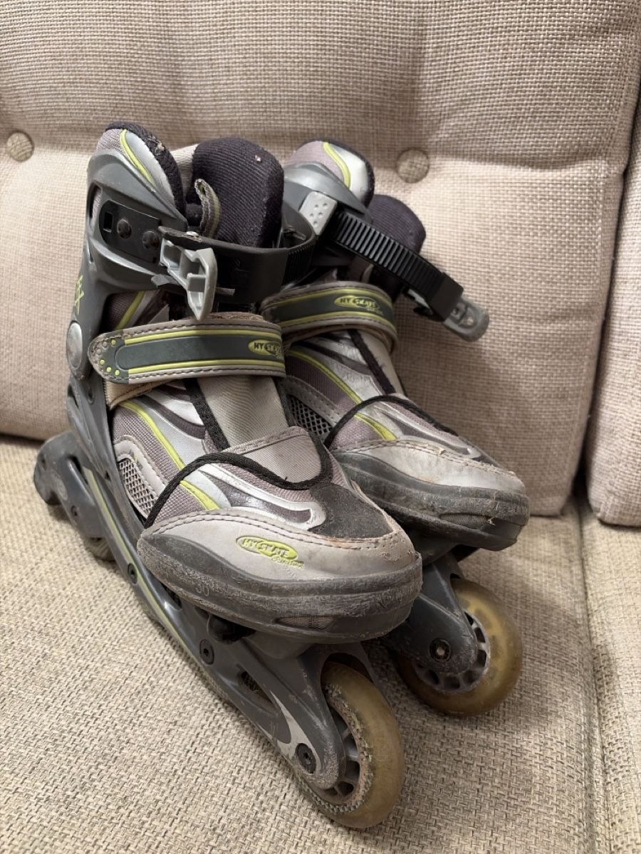 Inline-Skating & Rollschuhe: Rollerblades – Gebraucht aus Fehraltorf von mat_ym7m