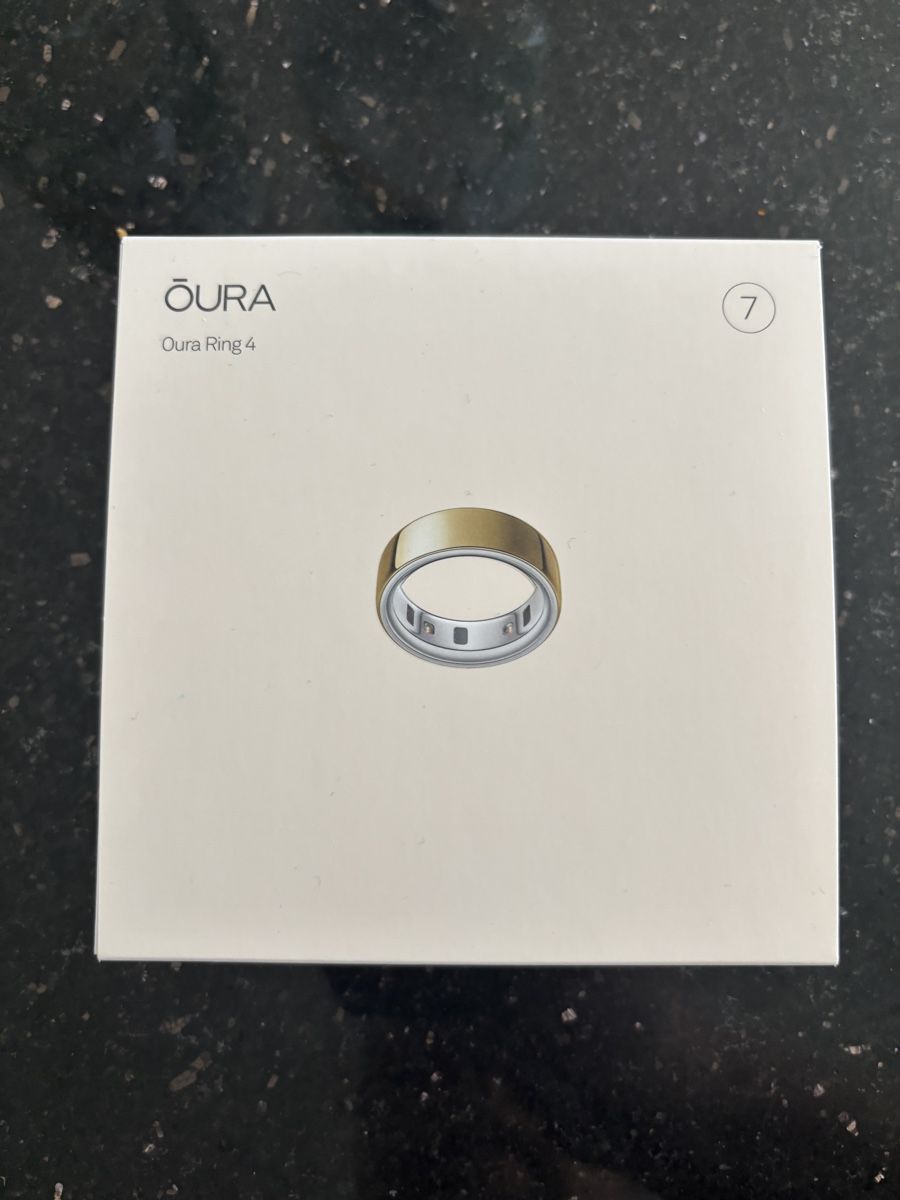 Oura Anelli: Oura Ring 4 Gold, Grösse 7  NEU – Nuovo e nell'imballaggio originale da Zürich venduto da marina76
