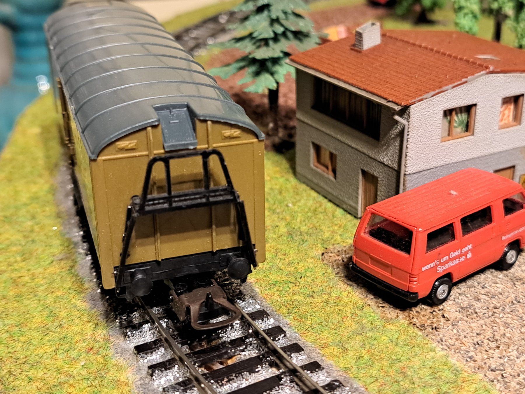 Lima Modellini di ferrovie: Kühlwagen von Lima – Usato da Schwanden GL venduto da roerich20 5