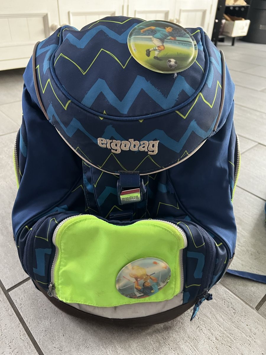 Ergobag Borse & Zaini: Ergobag Schulrucksack inkl. Etui und Turnrucksack – Usato da Deitingen venduto da Amazon5 1