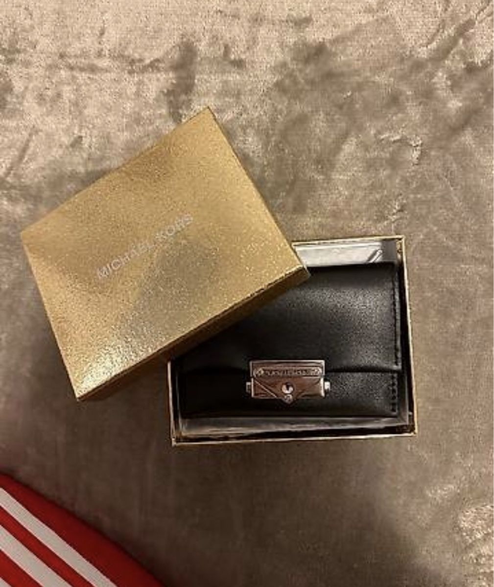 Michael Kors Portamonete: Portamonete Michael Kors originale – Nuovo (secondo la descrizione) da Taverne venduto da ema_q5pb