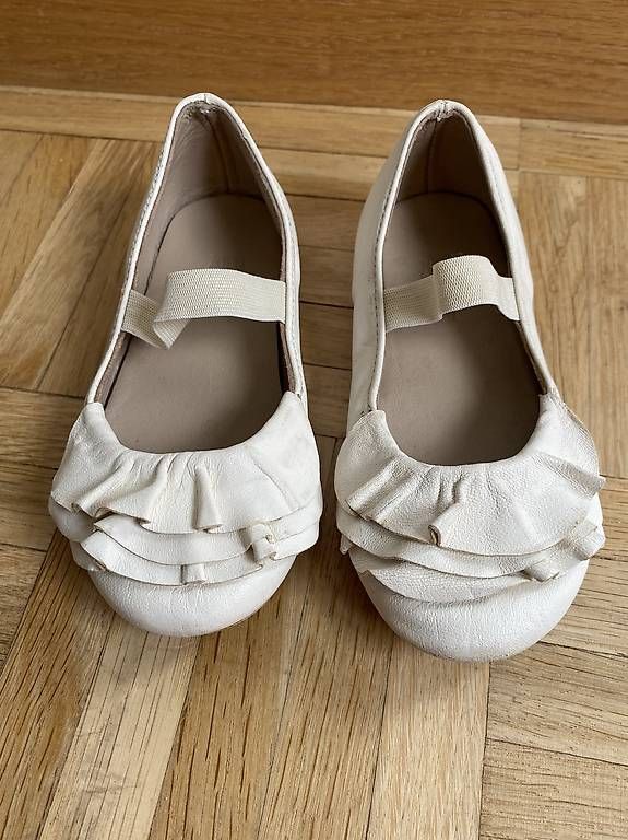 Zara Scarpe per ragazze: Lederschuhe gr 22 – Usato da Egg b. Zürich venduto da dalanna