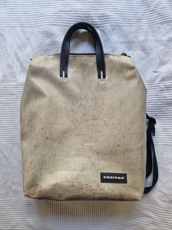 Freitag F201 PETE off white beige Rucksack recyclete Planen