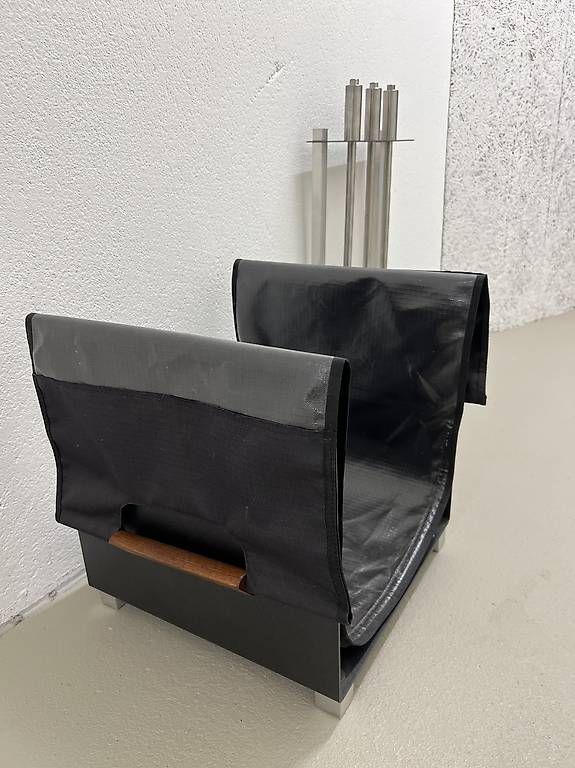 Scaffali: Kamin Holzgestell mit Tragetasche; Red Anvil – Usato da Meilen venduto da Inie 2