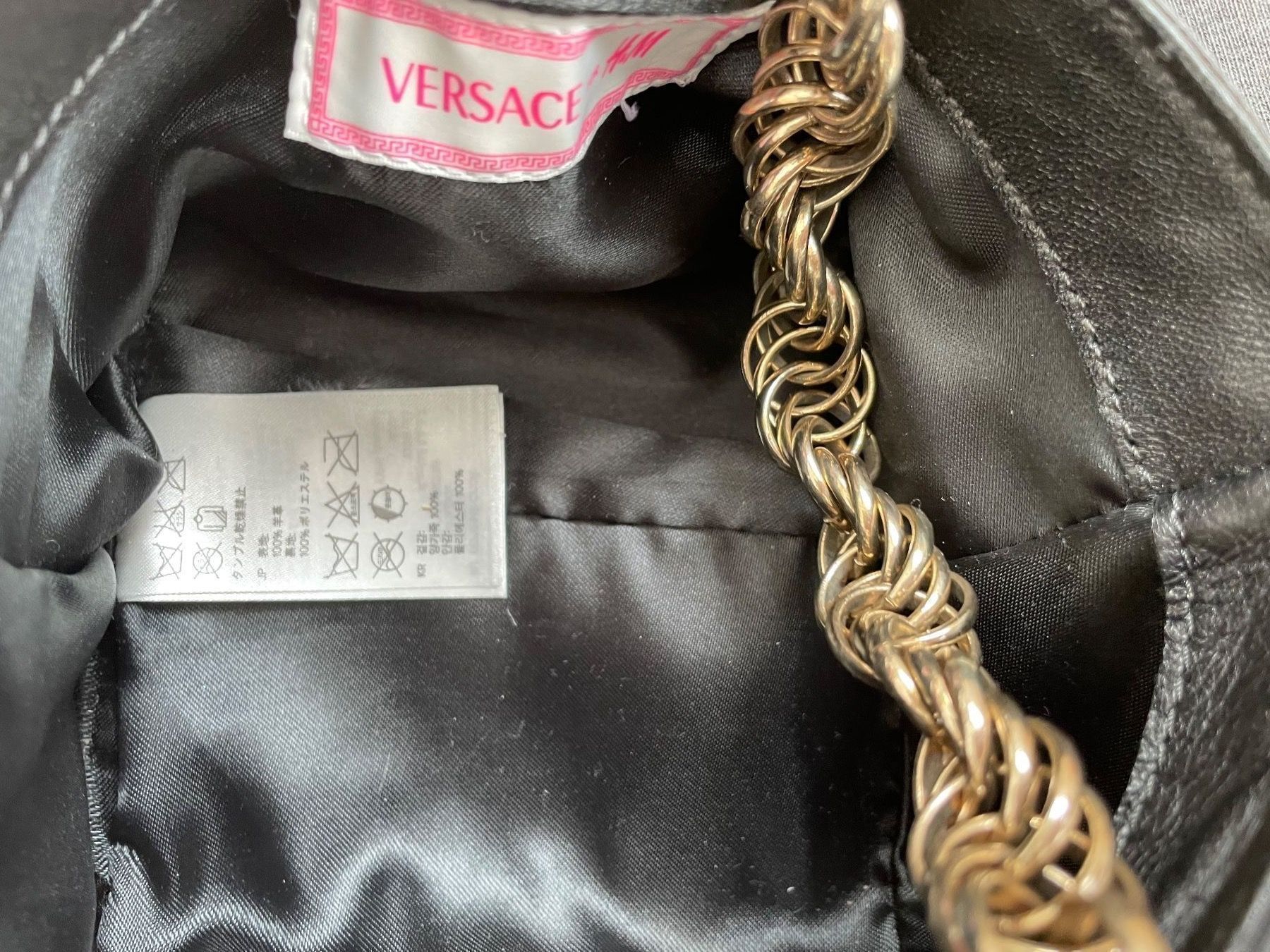 Taschen für Damen: Versace for H&M rockige Nietentasche – Neu (gemäss Beschreibung) aus Zürich von Pony74 5