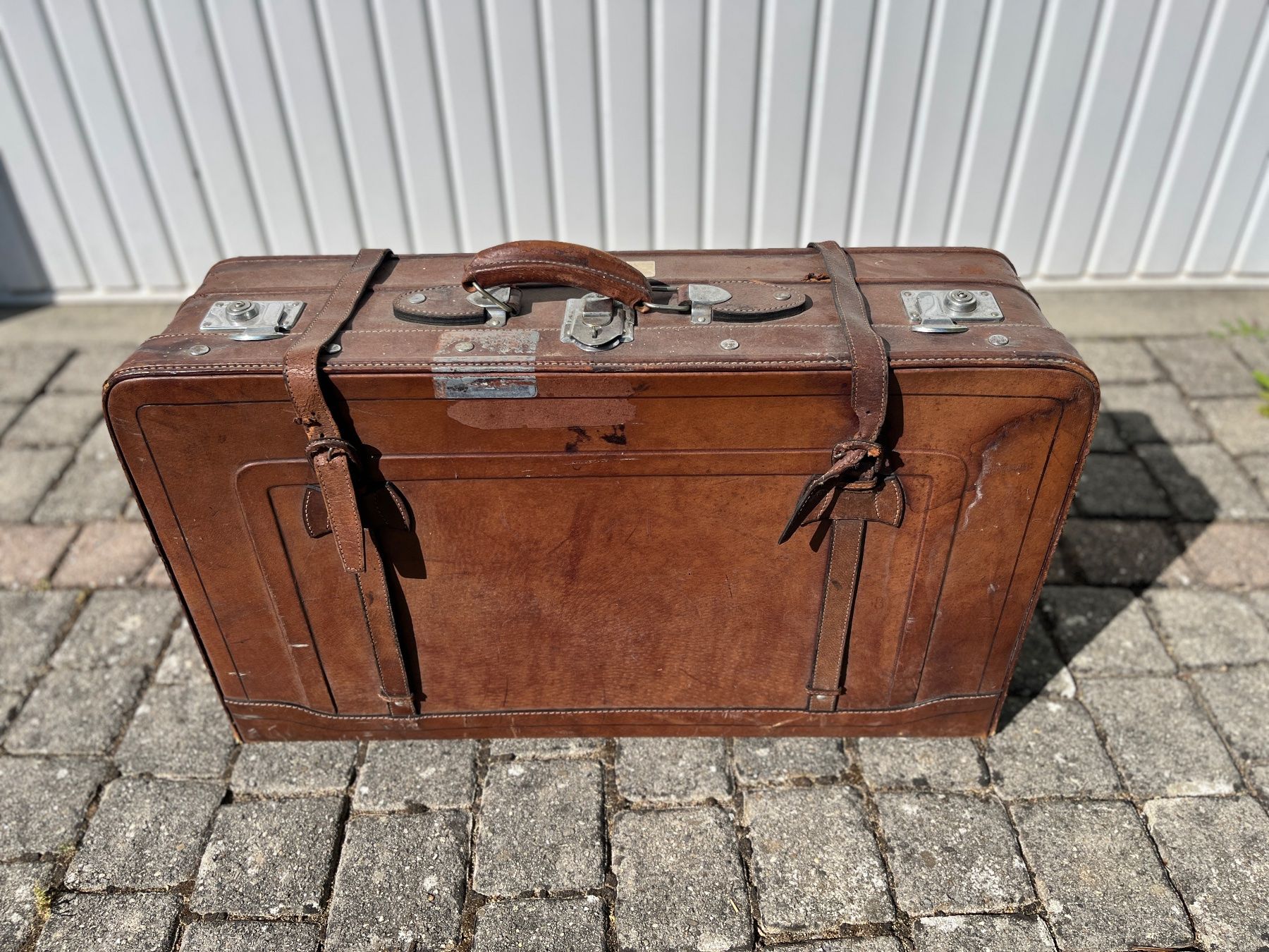 Valigie: Valise en cuir vintage Golden Leaf – Usato da Pomy venduto da Plantalenne