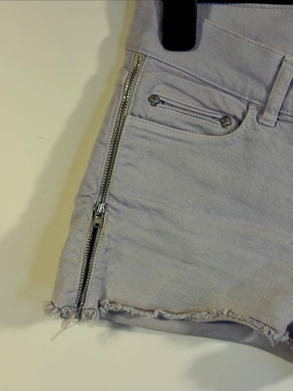 Kooples Jeans: The Kooples Shorts – Usato da Wila venduto da drakodil 2