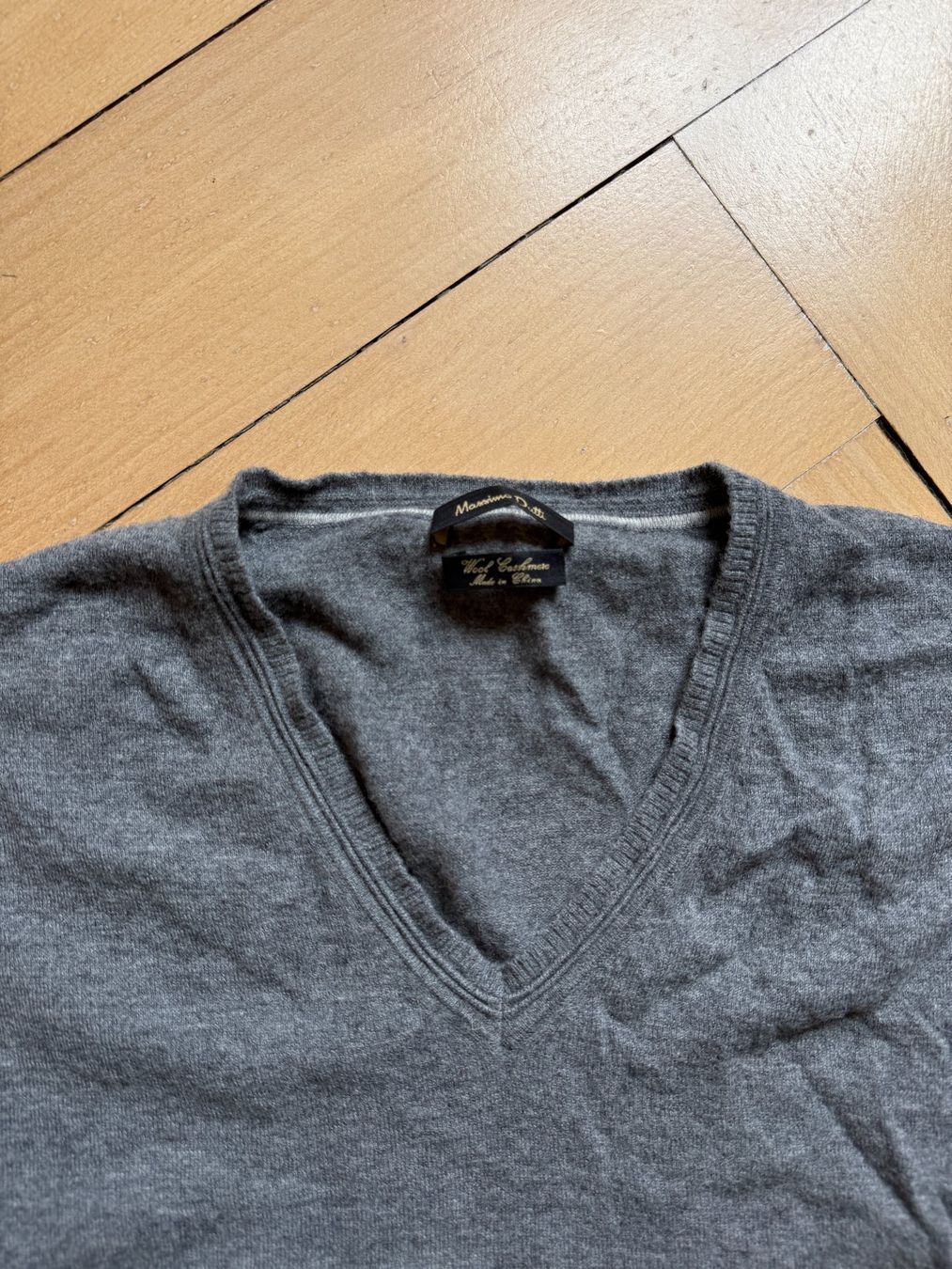Massimo Dutti Maglioni & Felpe: MASSIMO DUTTI - Wollpullover grau mit Kaschmir XL – Usato da Zürich venduto da Diazaio 1