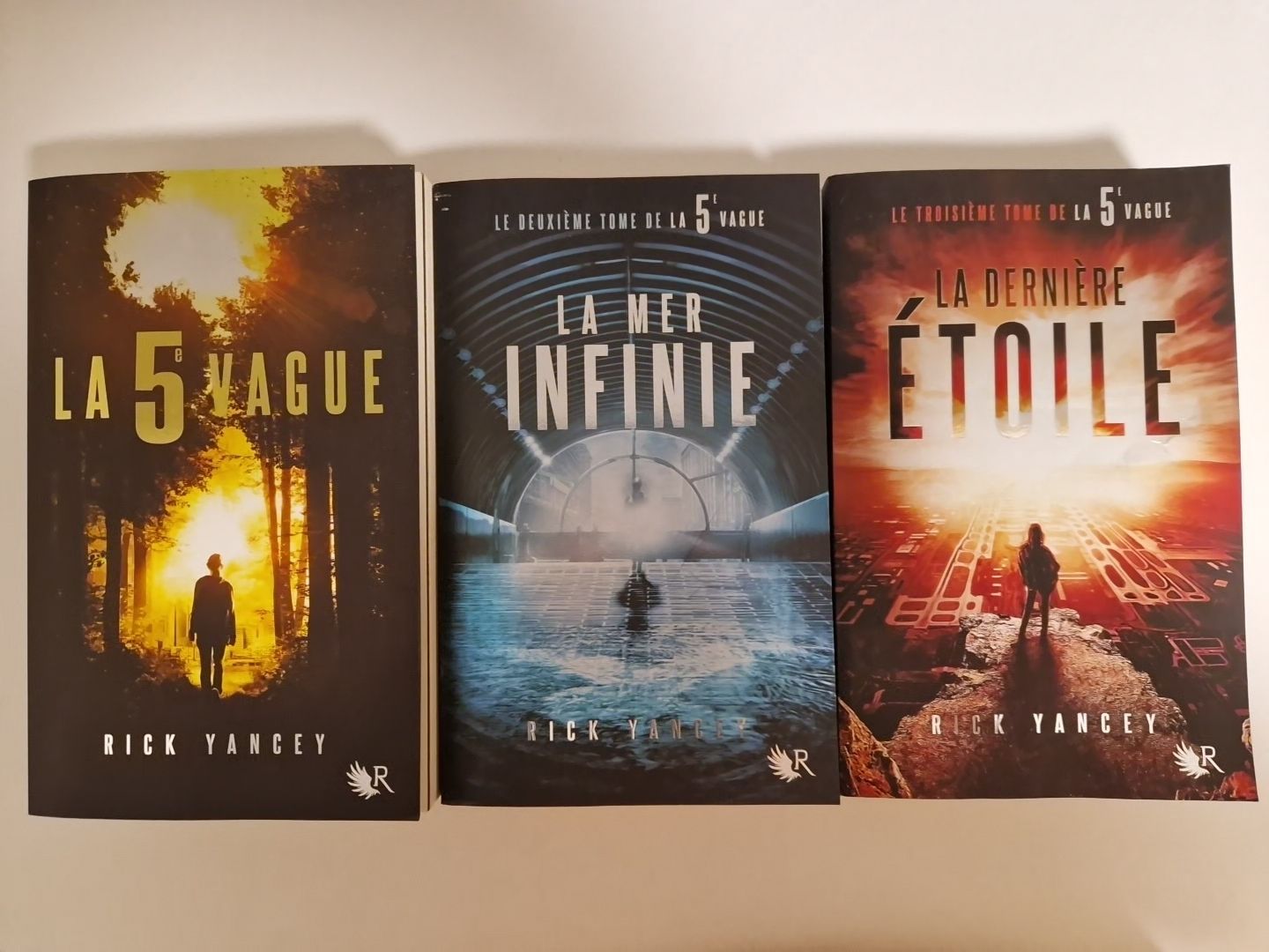 Libri: Trilogie livres "La 5ème Vague" – Usato da Lausanne venduto da mgo_yx25