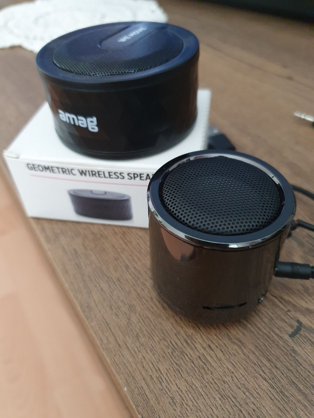 Lautsprecher: Geometric Wireless Speaker 2 Stück – Gebraucht aus Klingnau von Fee1960 1