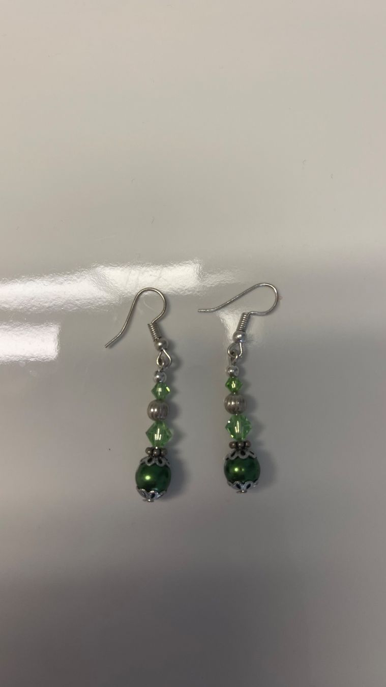 Orecchini pendenti & Orecchini a lobo: Ohrringe Grün Modeschmuck – Nuovo (secondo la descrizione) da Wetzikon ZH venduto da Schrungus