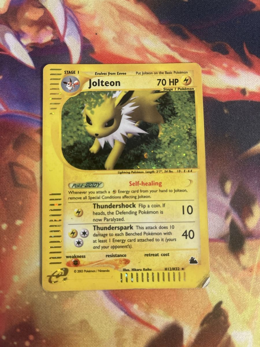 Pokémon Carte collezionabili: Pokemon Jolteon Skyridge Holo – Usato da Breitenbach venduto da KithusPokeKingdom